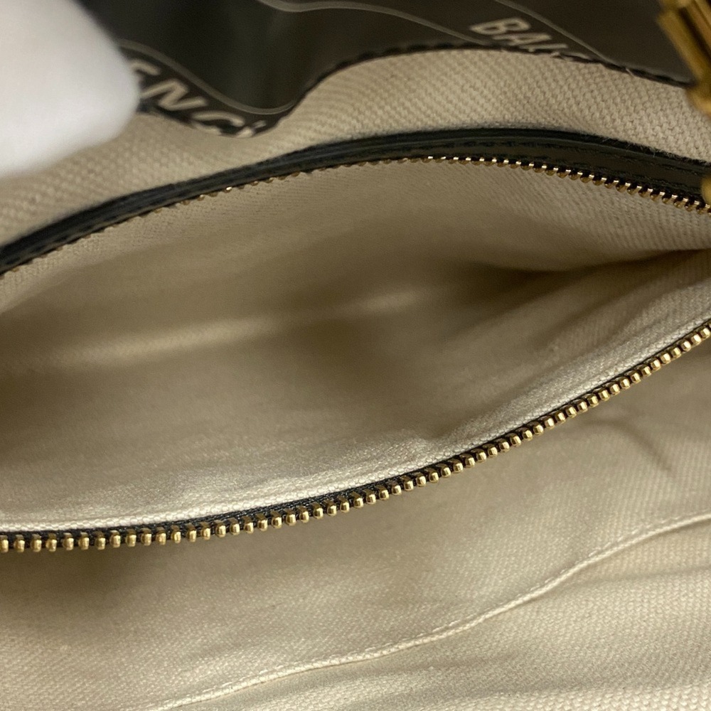GUCCI Bag - Picture 9 of 10